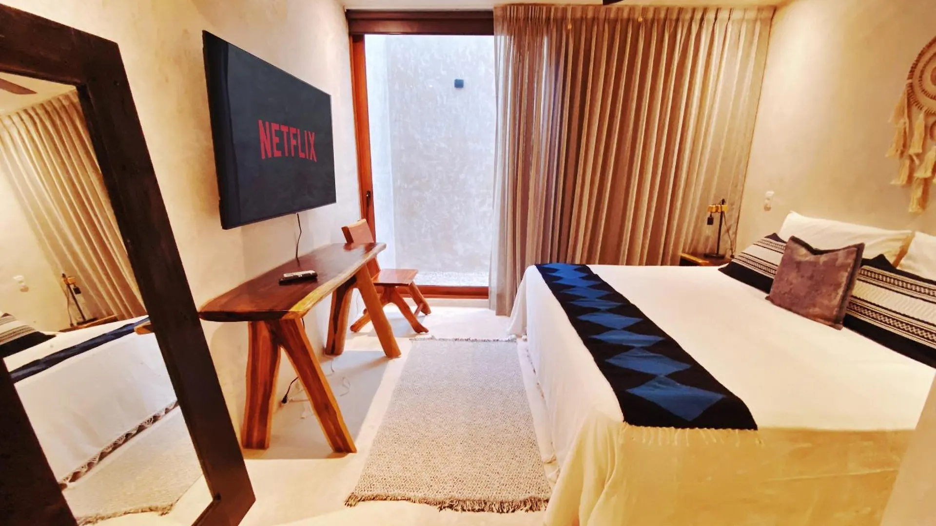 Makan Brand New 2-Bedroom Apt With Patio And Pool Tulum 0*,  Mexiko